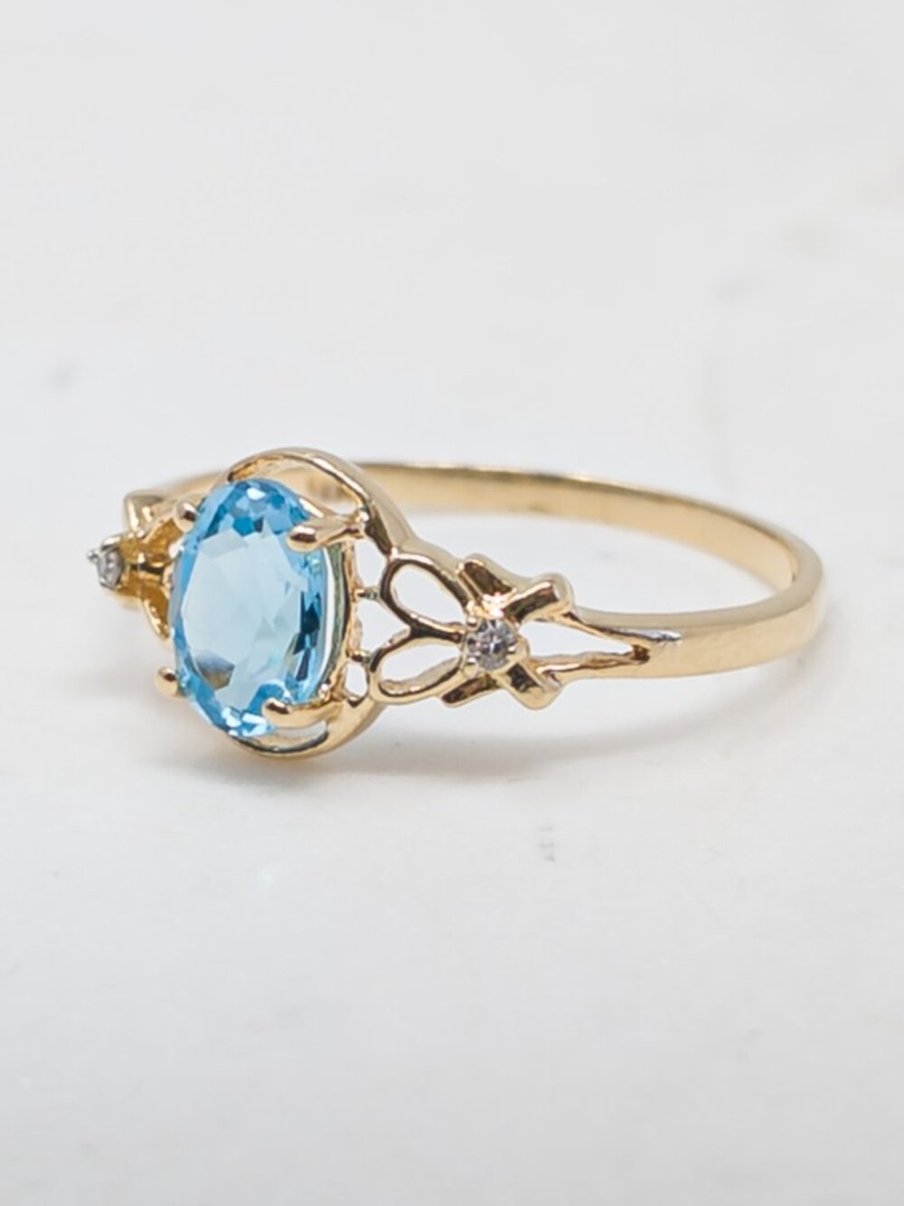 14k Gold Oval Blue Topaz Ring with Diamond Accents - Picture 10 of 16